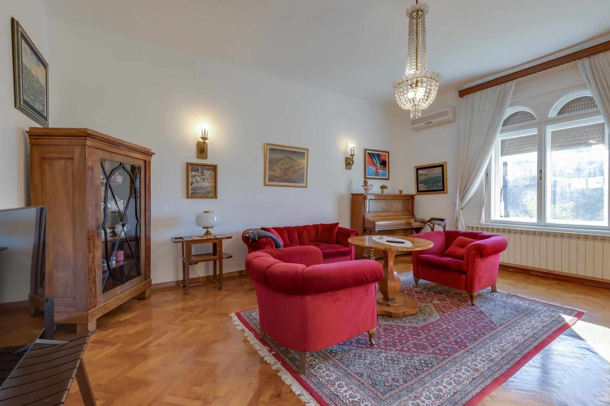 City Apartment With Garden - Happy Rentals Риека Экстерьер фото