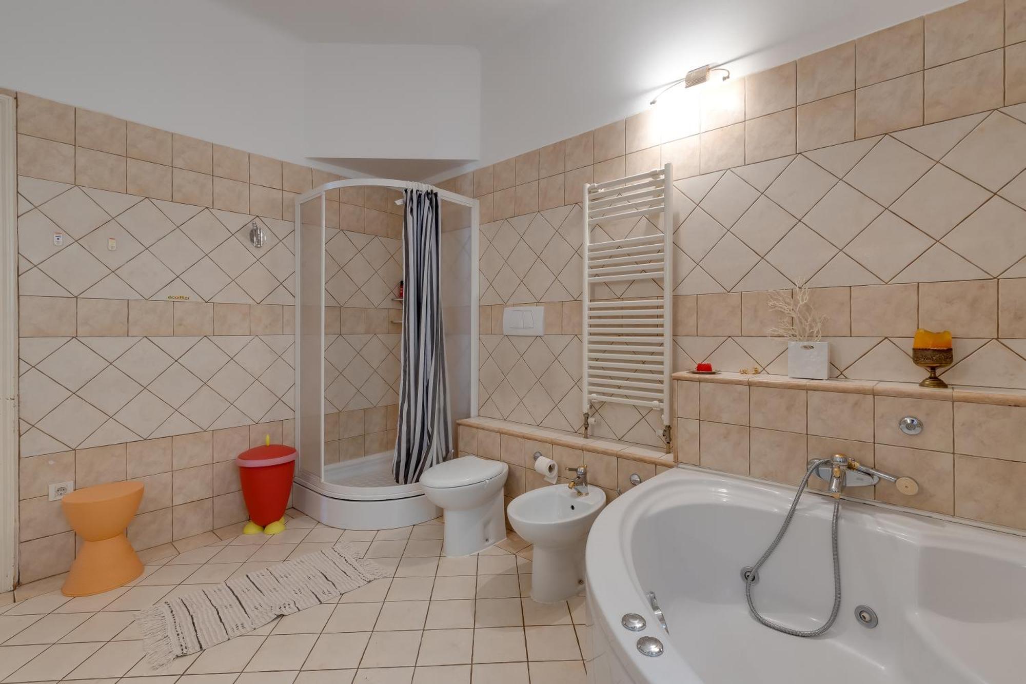 City Apartment With Garden - Happy Rentals Риека Экстерьер фото