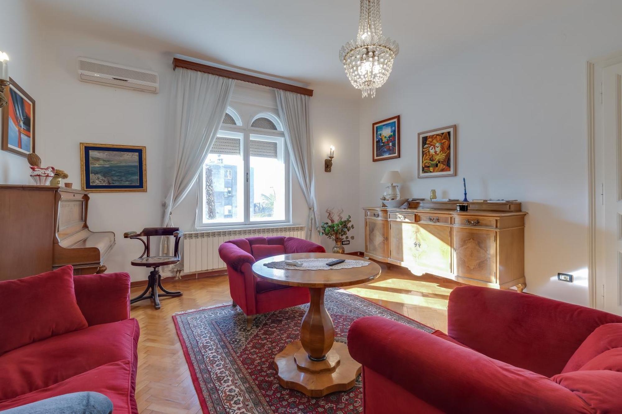 City Apartment With Garden - Happy Rentals Риека Экстерьер фото