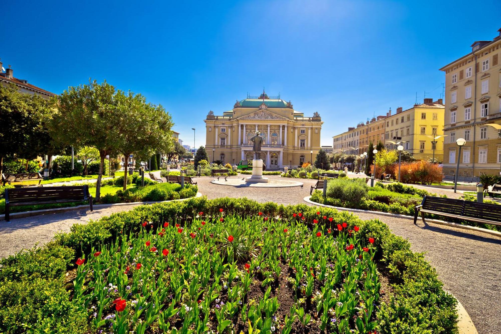 City Apartment With Garden - Happy Rentals Риека Экстерьер фото